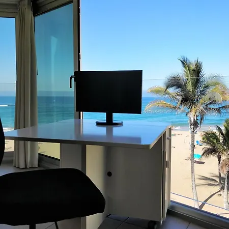 Апартаменты Living Canteras Homes - Beachfront Playa Grande *